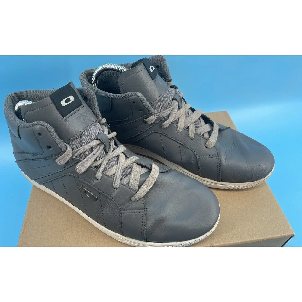 Oakley Southport High Top Sneakers Size 10 Charcoal Gray 13171-201‎ *See Pics